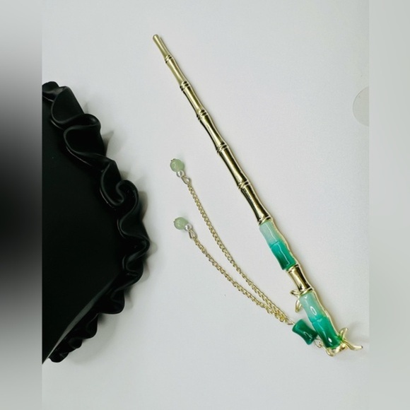 Gold and Green Bamboo Hair Pin - Picture 1 of 5